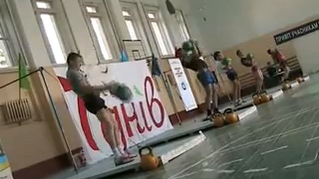 Гирьовий спорт смотреть онлайн