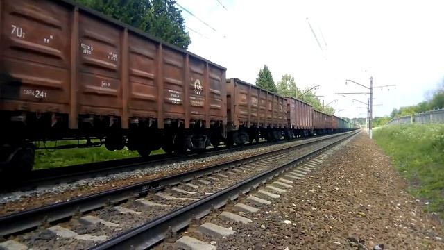 Электровоз ВЛ11М-388/399 с грузовым составом смотреть онлайн