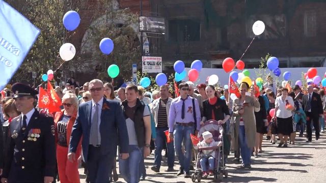 Праздничное шествие по улицам города от 09 мая 2015 года (0+) смотреть онлайн