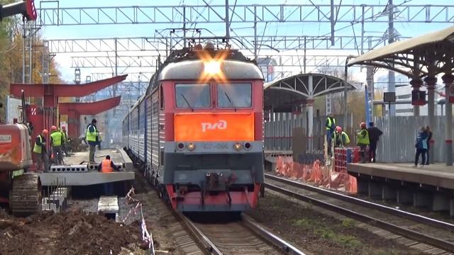 Электровоз ЧС7-094 с пассажирским поездом №96 "Брест - Москва" смотреть онлайн