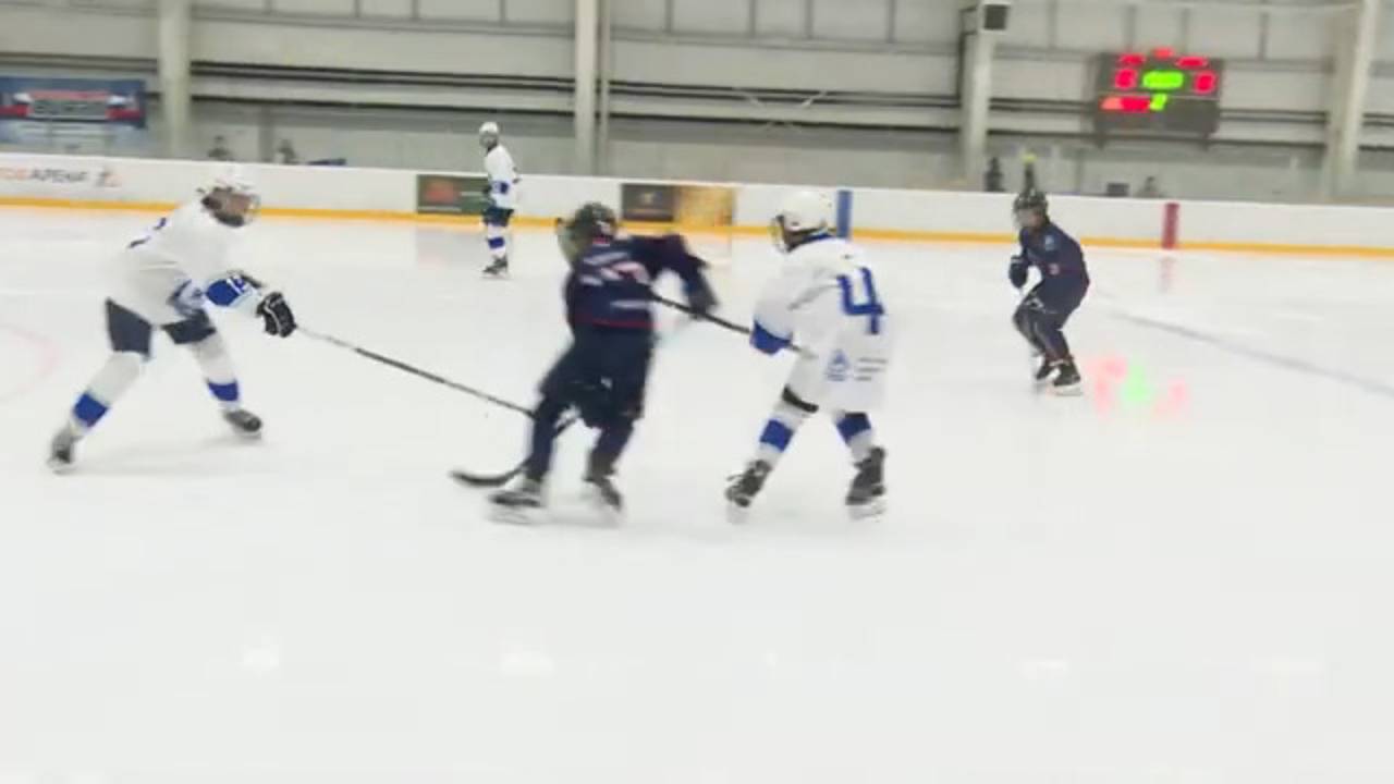 Реутовский хоккейный клуб «Буран» встретился с командой «Вымпел» на домашней арене 26.11.2024 смотреть онлайн