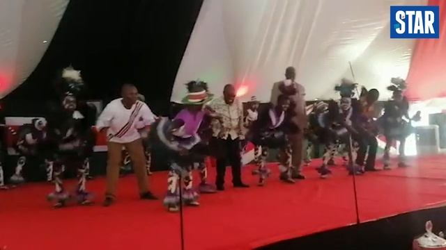 Gachagua joins students on stage for a jig during music gala awards смотреть онлайн