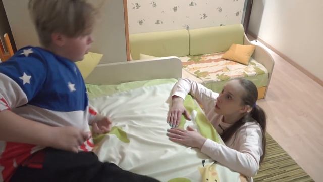 КАПА ПОЙМАЛА ЛУЧШУЮ ПОДРУЖКУ КАК ОНА...