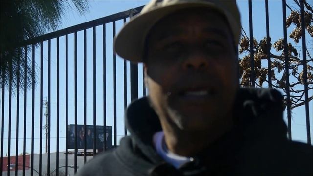 AN EXCLUSIVE INTERVIEW WITH SMOOTH B смотреть онлайн