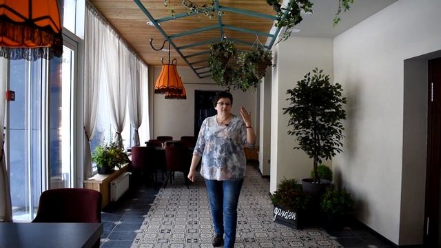 Декорирование ресторанчинка в отеле "Парксити" смотреть онлайн