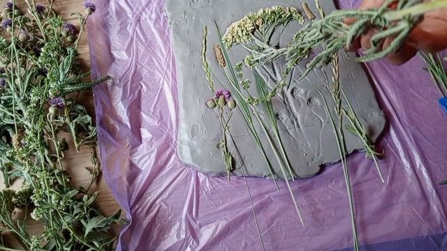 БАРЕЛЬЕФ ИЗ ТРАВ и ЦВЕТОВ СВОИМИ РУКАМИ / ботанический барельеф смотреть онлайн