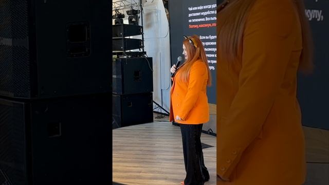 5 несдантарных способов ускориться мастеру маникюра смотреть онлайн