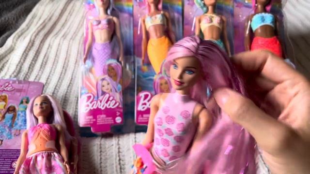 Doll Haul and Chat! Barbie mermaid Odile and Millie! смотреть онлайн