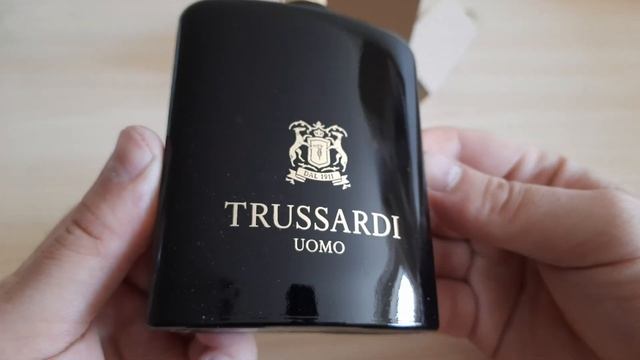 Trussardi Uomo смотреть онлайн