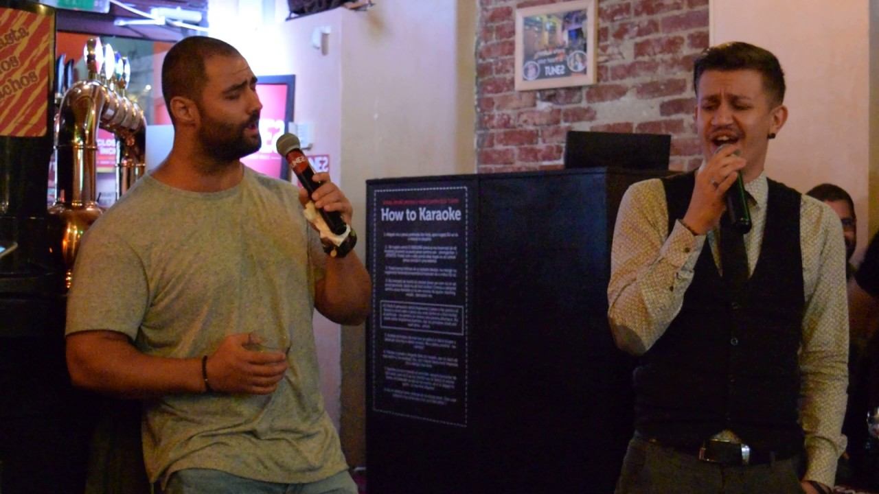 Sting - Shape Of My Heart - Karaoke at Tunes Pub Bucharest смотреть онлайн
