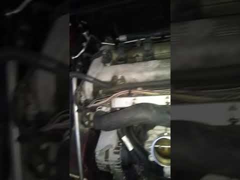 Sean Liddy changes Radiator , fan Assembly , and Condenser on 2008 Saturn car.. смотреть онлайн