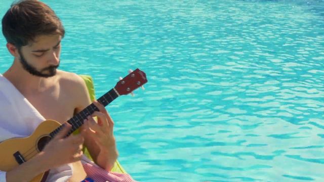 Hawaiian vibes with a musical saw смотреть онлайн