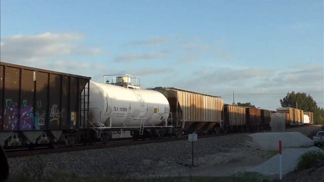 YN2 GE DASH 9 on CSX Q453-12 - 3/13/22 - 8:15am- Milepost SX 973 смотреть онлайн