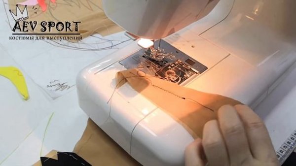 Настройка оборудования и принципы пришивания аппликаций. Пошив купальника для гимнастики