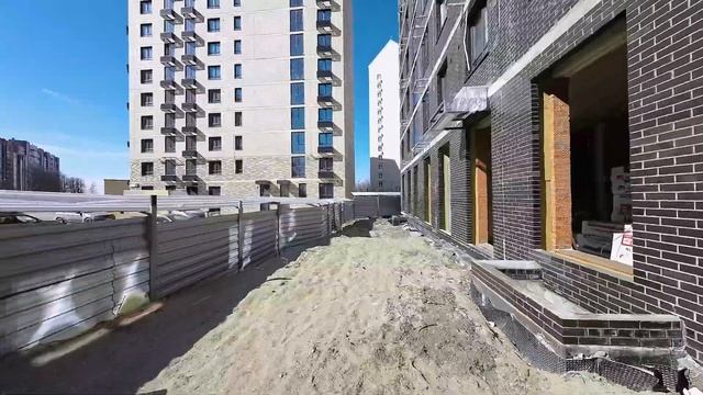 ЖК Дежнёв в апреле 2024 г. Видеоотчет от застройщика Стрижи смотреть онлайн