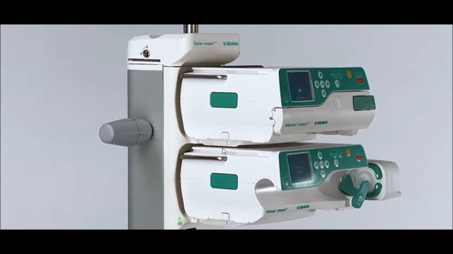 12. Colocación de equipo en las estaciones (Compact Plus). смотреть онлайн