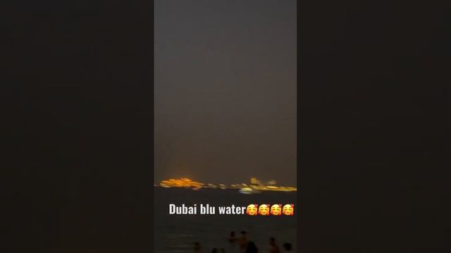 Wow Dubai blu water view unbelievable view 🥰🥰🥰Akram kh🫶 смотреть онлайн