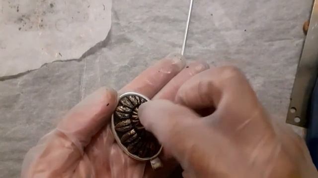 How to make: A 3D Antique realistic polymer clay Sunflower pendant with Swarovski crystal (part 1) смотреть онлайн