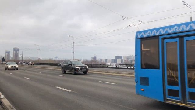 ЛиАЗ-6213.22 192226 На Строгинском мосту смотреть онлайн