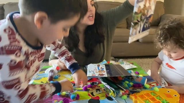 How To Make Forky - Arts & Crafts with Leo & Santi смотреть онлайн