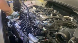 Перегрев двигателя Geely Monjaro. Замена электрической помпы