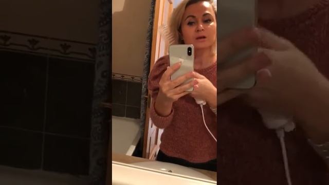 PROCEDURA PLAUKAMS SU DARSONVALIO APARATU смотреть онлайн