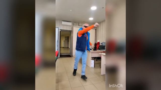 С ДНЁМ РОЖДЕНИЯ, ДРУГ ! смотреть онлайн