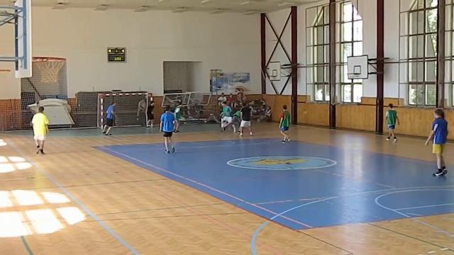 O 3. místo - 4.B vs Hvězdičky (4:1) смотреть онлайн