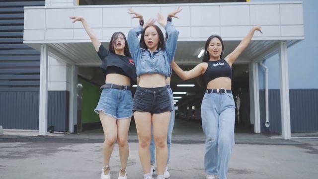 9.Troubles-Blackpink-Lovesick girls смотреть онлайн