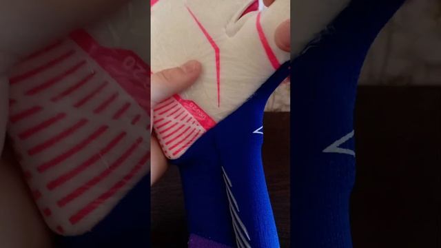 распоковка Adidas перчаток смотреть онлайн