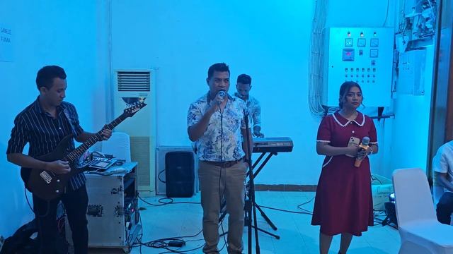 Musica Legendearis Timor Nian (Tio Siquito Metan) смотреть онлайн