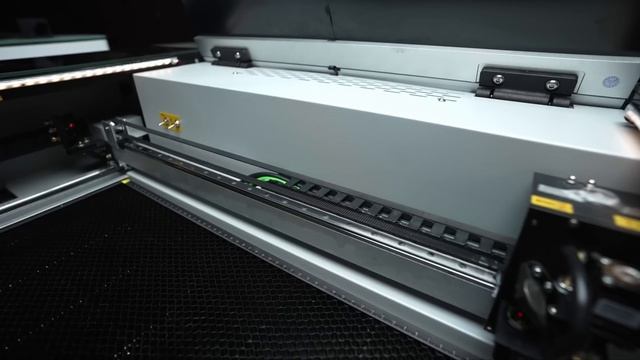 Will this Feature Change Lasers Forever? Gweike Cloud RF Laser Review смотреть онлайн