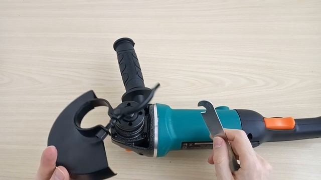 УШМ FinePower AG120S-125. Внешний вид и включение смотреть онлайн