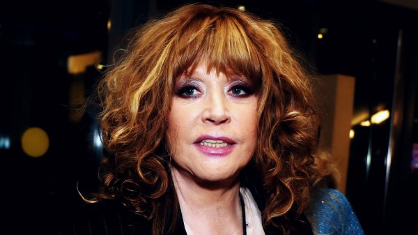 Алла Пугачёва - Осенний Поцелуй (Премьера Клипа 2024) Unofficial Clip.Remastered.