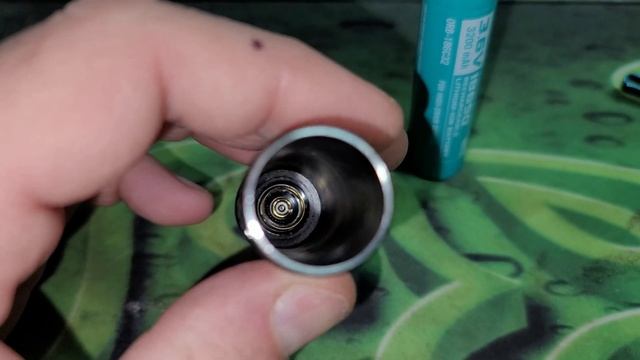 Olight S2R Baton II (Great Little EDC Light) 1150 Lumens / 18650 Battery смотреть онлайн
