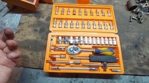 дешёвый набор головок из светофора.