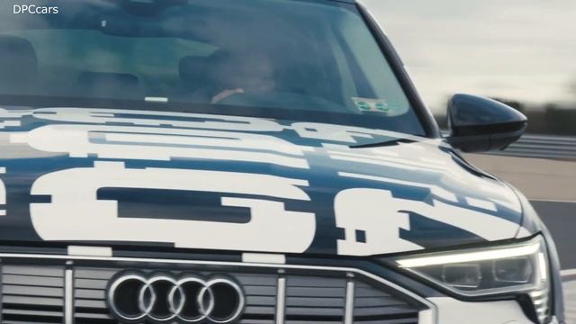 Audi e-tron S Sportback Twin Motor смотреть онлайн