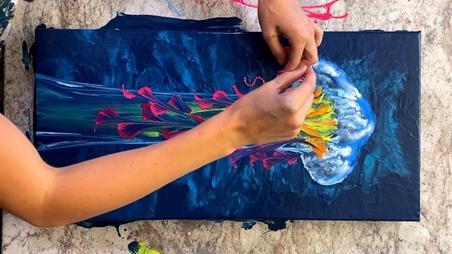 Chain Pull Jellyfish!!! Must See!! Florescent Paint!! Black Light Surprise!!! смотреть онлайн