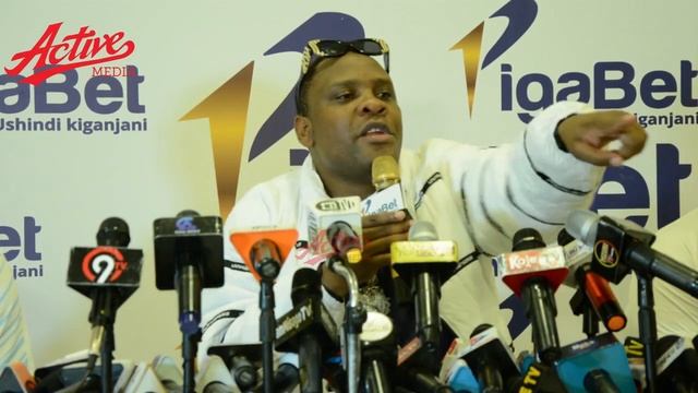 UTACHEKA!! MIKWARA YA BABALEVO ATUA NA GARI LA KIFAHARI SERENA KULA SHAVU LA PIGA BET смотреть онлайн