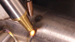 Лазерная сварка труб ручным станком SLS Fiber | www.raymark.ru