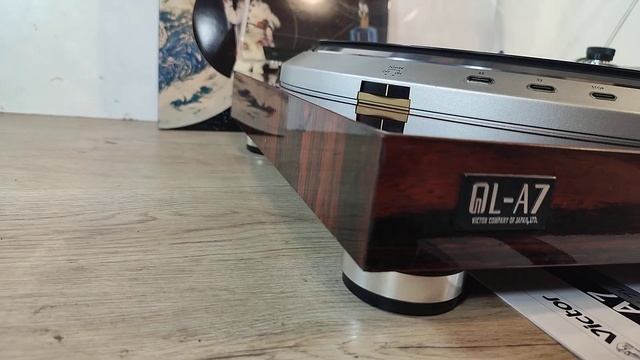 Проигрыватель винила Victor QL-A7. Made in Japan. смотреть онлайн
