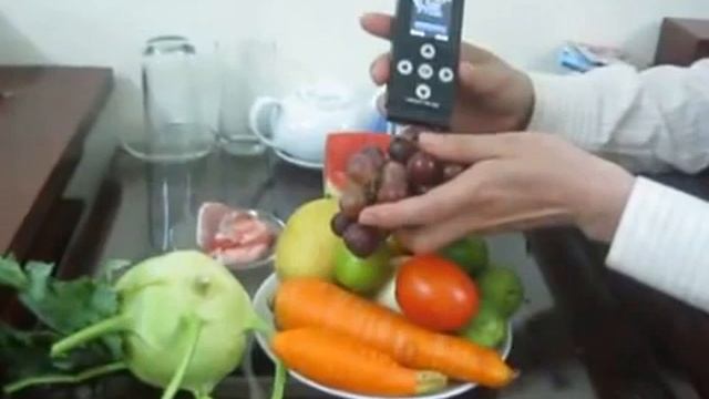Máy đo an toàn thực phẩm SOEKS | May do an toan thuc pham SOEKS смотреть онлайн