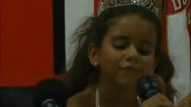 Regina del samba a 7 anni,il giudice dice sì смотреть онлайн
