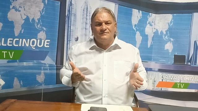 AGROPOLI NOTTE BLU UNA SQUALLIDA CONFERMA IL SINDACO SE NE VADA смотреть онлайн