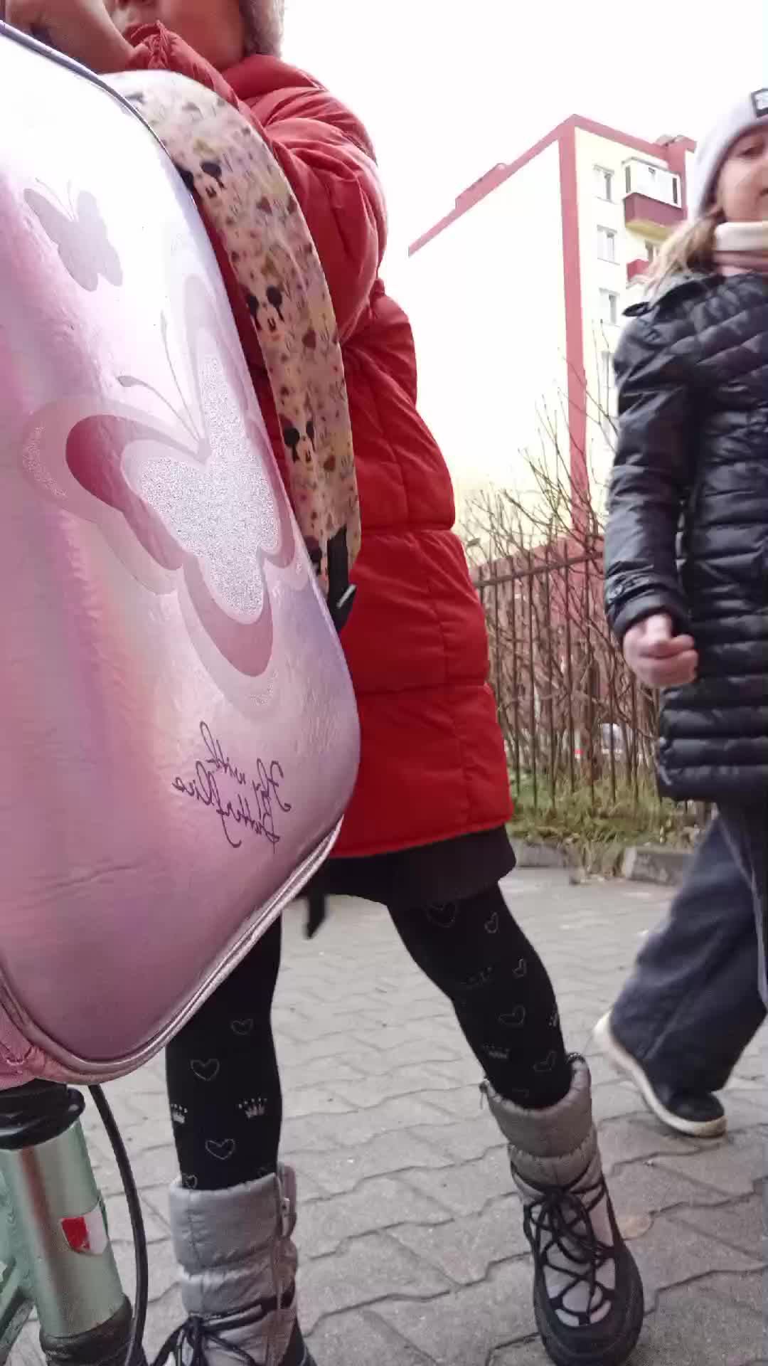 иду со школы