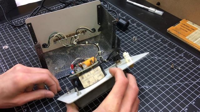 Thermocouple Vacuum Gauge repair смотреть онлайн