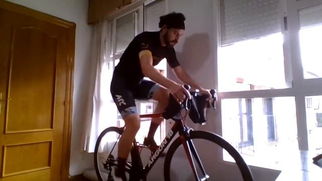 Static Bike Live stream - 45 Minutes - rideland смотреть онлайн