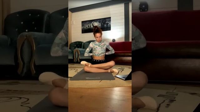 Бонусный эфир тренировка. Балет с нуля. Ольга Еланская смотреть онлайн