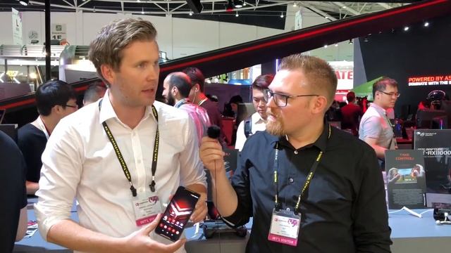 Gamingtelefon med extern fläkt! Vi kikar på ROG Phone смотреть онлайн