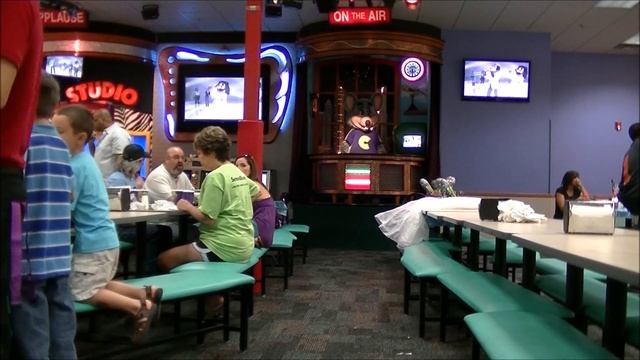 Chuck E Cheese Austin Texas (Round Rock) April 2014 segment 2 смотреть онлайн